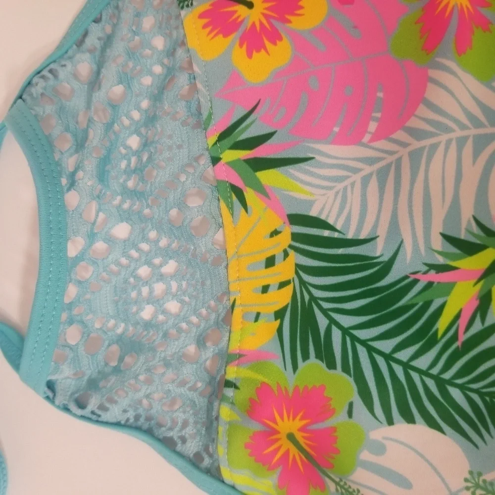 Girls YMI two Piece baithing suit size 10/12